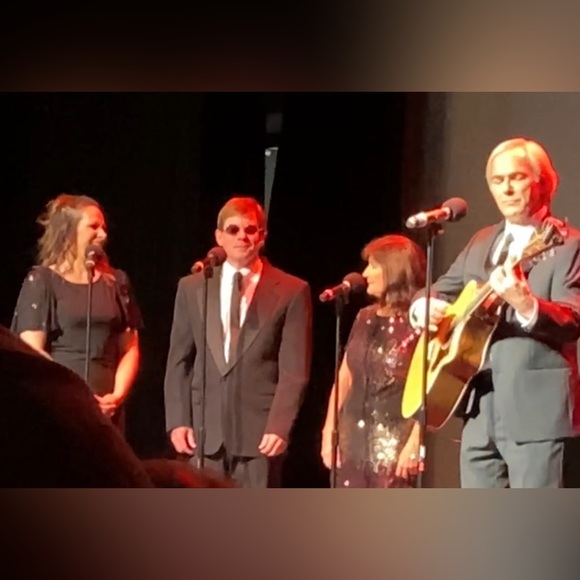 Meet your Posher, Debra - Picture 10 of 12